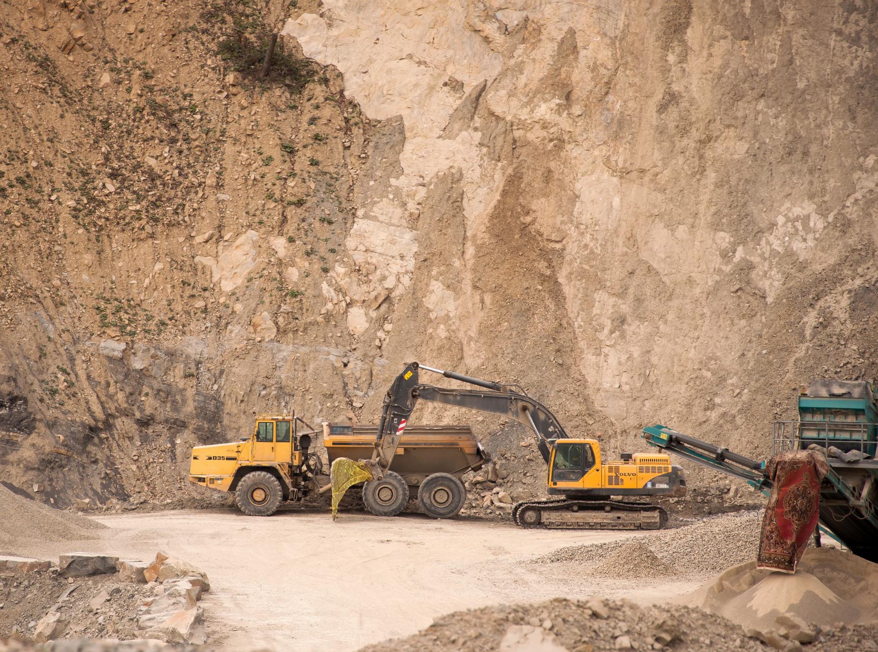 Łyżki XDR w kamieniołomach