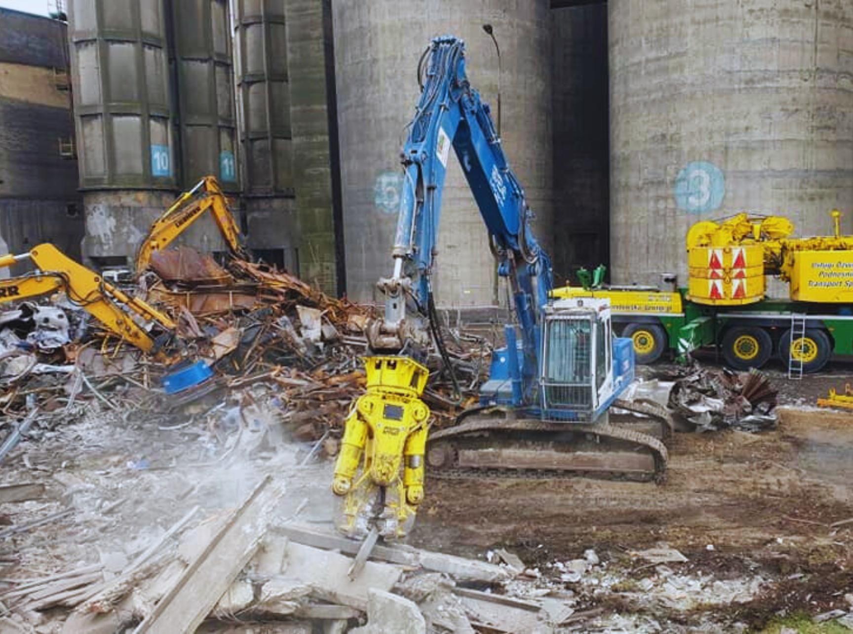 Nożyce tnąco kruszące rozbiórka